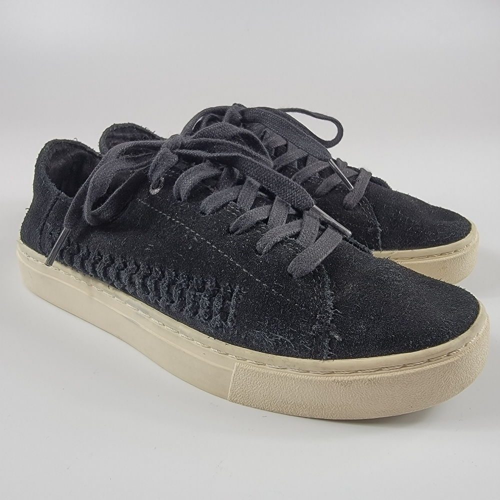 TOMS Lenox Suede Sneaker in Black, 6